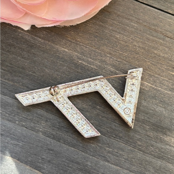 Virginia Tech Rhinestone Brooch - Picture 6 of 7